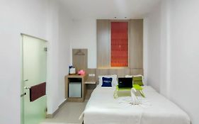 Urbanview Hotel Bagoes Sintang By Reddoorz